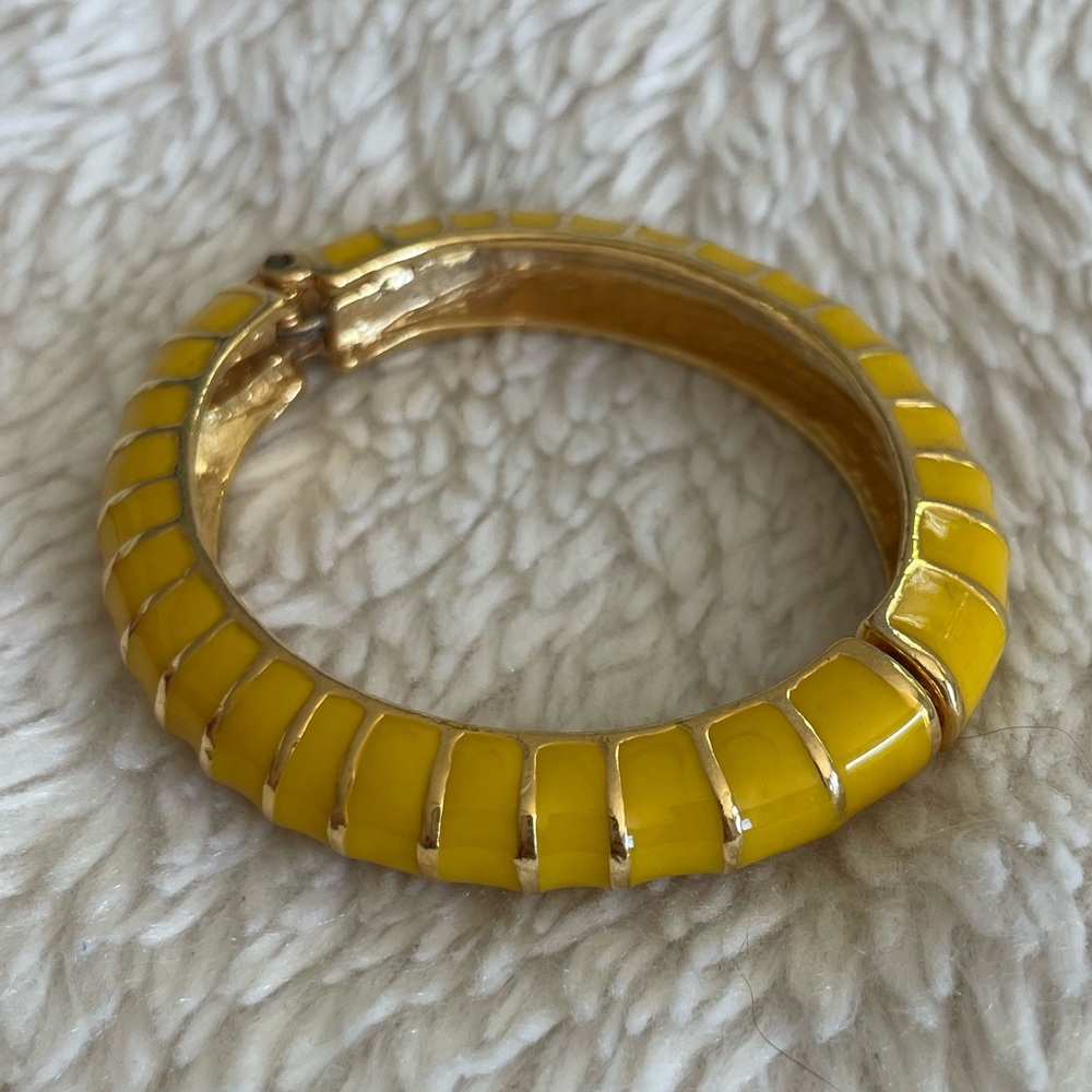 Vibrant Yellow Gold Women's Bracelet